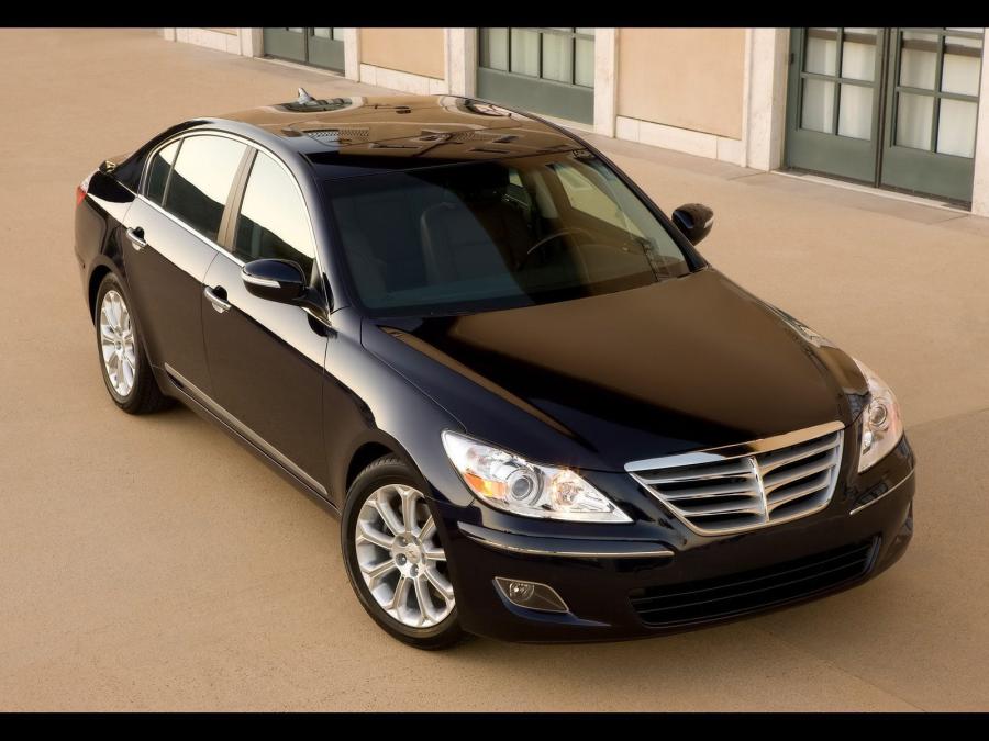  Hyundai Genesis Sedan 2009 года  (фото 39 из 47)